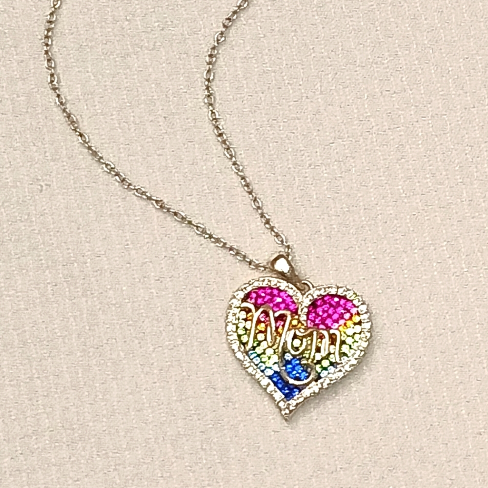 Mom necklace and pendant